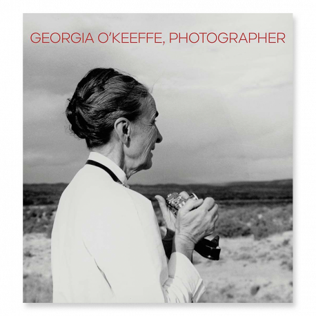 GEORGIA O'KEEFFE, PHOTOGRAFER